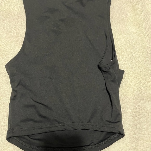 Shein Open Crop Top - Picture 3 of 3